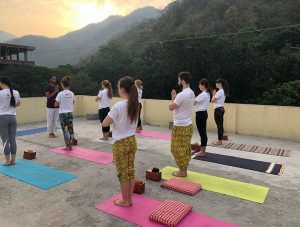 3 ways to Change Attitudes Towards Teaching Yoga